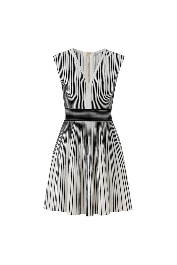 Two-tone v-neck sleeveless flared knit mini dress