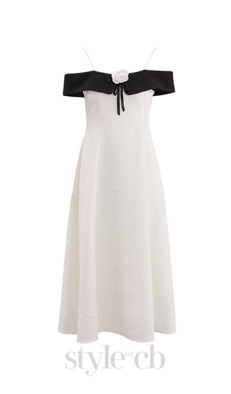 ATALANTA TEXTURED PLEATED SUSPENDER DRESS IN WHITE