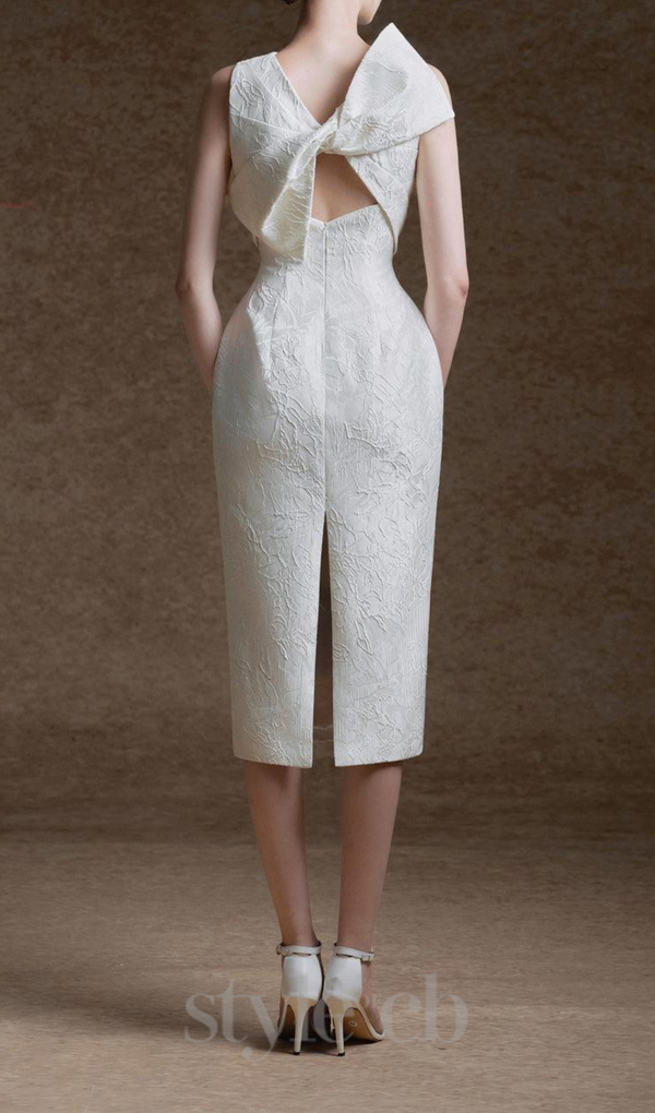 ALEXANDRA PEGGED BACK SLIT BROCADE MIDI DRESS IN WHITE