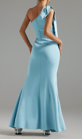 One-Shoulder embroidery High Slit Dress in blue