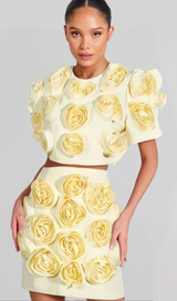 3D FLOWER BUBBLE SLEEVE TOP SKIRT SUIT IN YELLOW