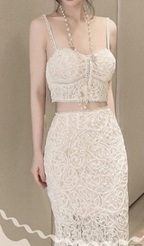 WHITE LACE TOPS FLOWER HOLLOW SKIRTS SUITS
