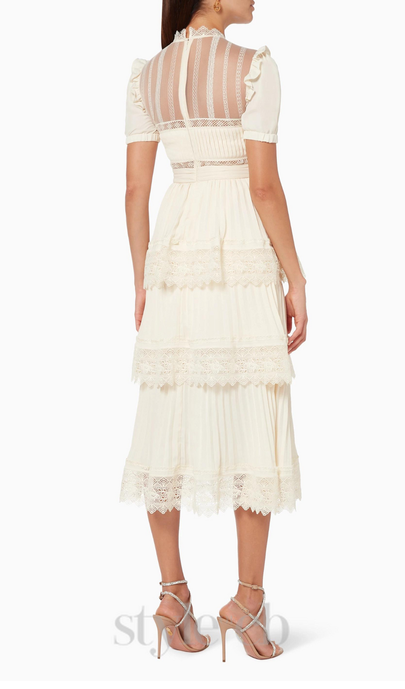 PLEATED LACE MIDI DRESS IN APRICOT