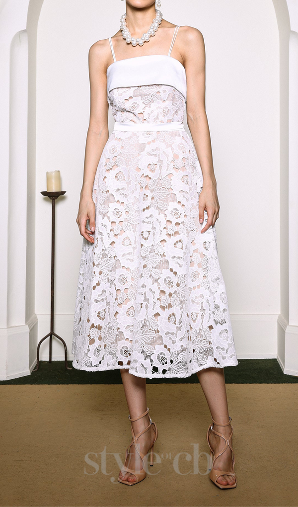 FLORAL EMBROIDERY FLARED MIDI DRESS IN WHITE
