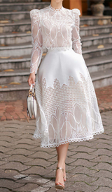 HEAVY-DUTY LACE STAND-UP COLLAR PUFF-SLEEVE HIGH-WAIST MIDI DRESS