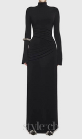 Half turtleneck pleated bodycon maxi dress