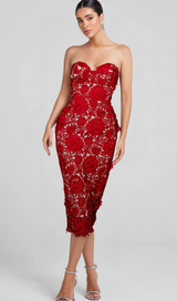 FLORAL EMBROIDERED MIDI DRESS IN RED