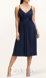 v-neckline Cocktail midi Dress in night blue