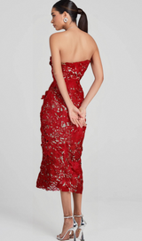 FLORAL EMBROIDERED MIDI DRESS IN RED