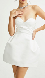 STRAPLESS BUSTIER MINI DRESS IN WHITE