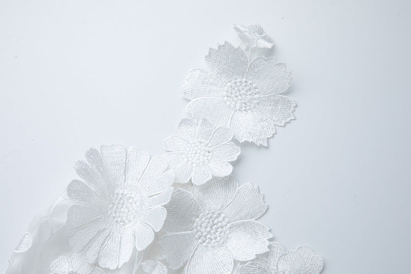 georgia 3d Floral Lace mini Dress in white