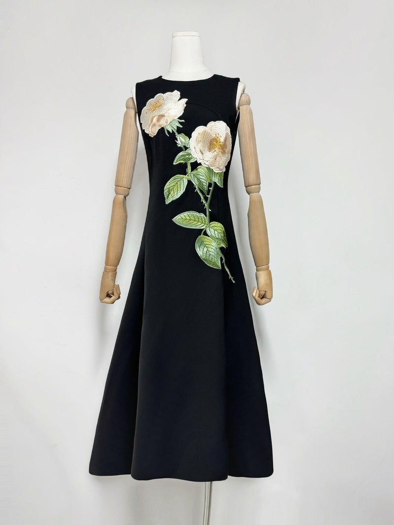 kate floral print Embellished Sleeveless Midi Dress in black