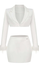 FEATHERS JACKET AND SHORT SKIRT IN WHITE DRESS STYLE OF CB 