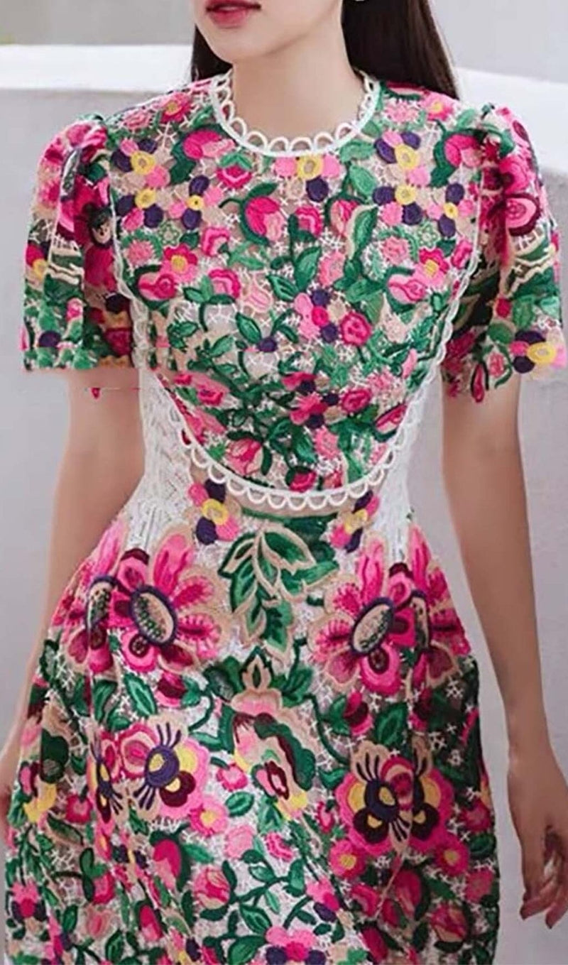 FLORAL-EMBROIDERED LACE DRESS IN LIPSTICK DRESS STYLE OF CB 