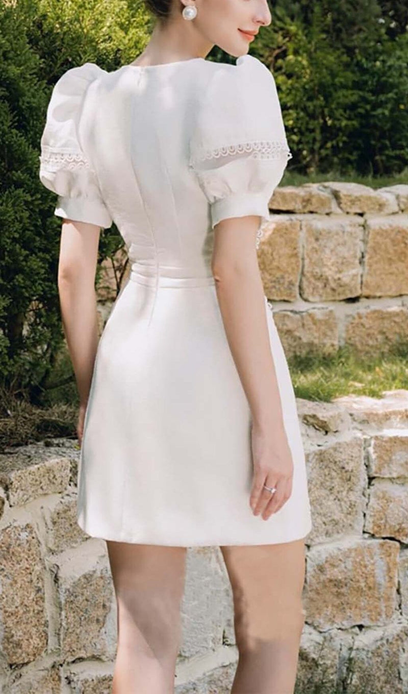 LACE PUFF SLEEVE MIDI DRESS IN WHITE DRESS STYLE OF CB 