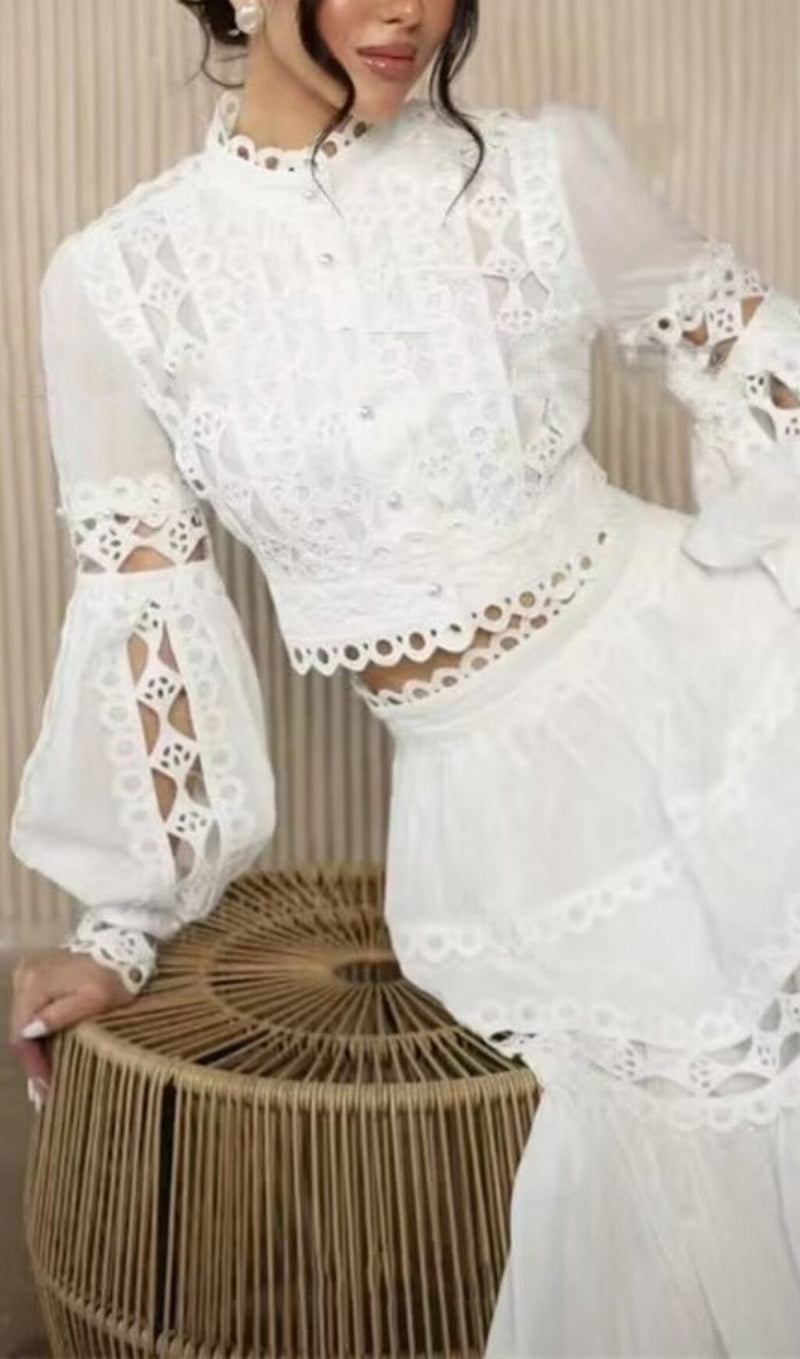 LONG PUFF SLEEVES FLARED TIERED MIDI DRESS IN WHITE DRESS STYLE OF CB 