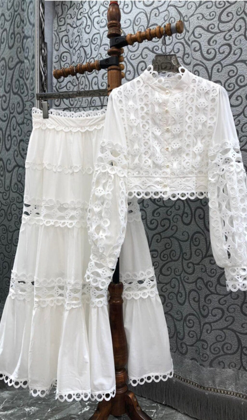 LONG PUFF SLEEVES FLARED TIERED MIDI DRESS IN WHITE DRESS STYLE OF CB 