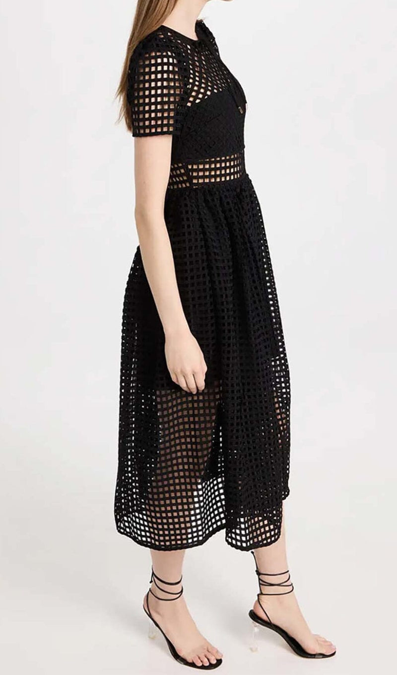 PUFFED SLEEVE LACE MIDI DRESS IN BLACK DRESS STYLE OF CB 